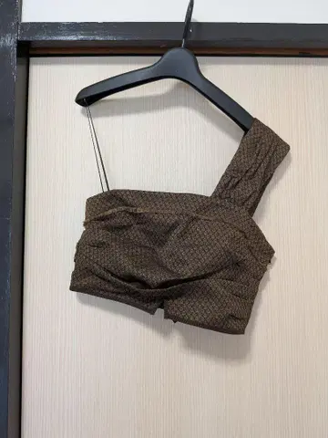퍼블릭 도쿄 뷔스티에