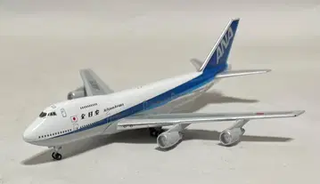 ANA B747-281B JA8175