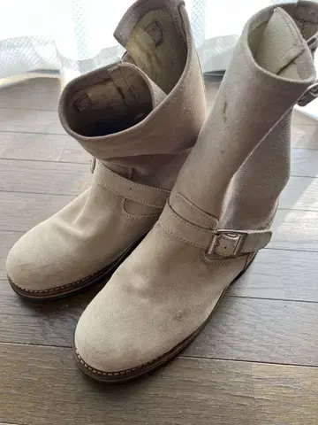 베이지 스웨이드 엔지니어 부츠