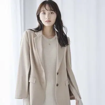 [COCODEAL] T/R 슬릿 슬리브 테일러드 자켓