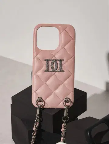 Darich 스톤 로고 퀼팅 iPhone 케이스
