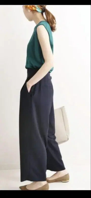 slobe iena 네이비 루즈 페그 탑 팬츠 사이즈 36