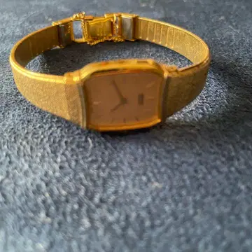 골드 직사각형 여성용 시계