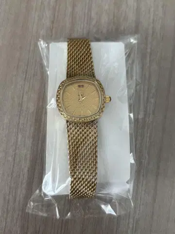 MUSK PARIS QZ 루비 여성용 시계