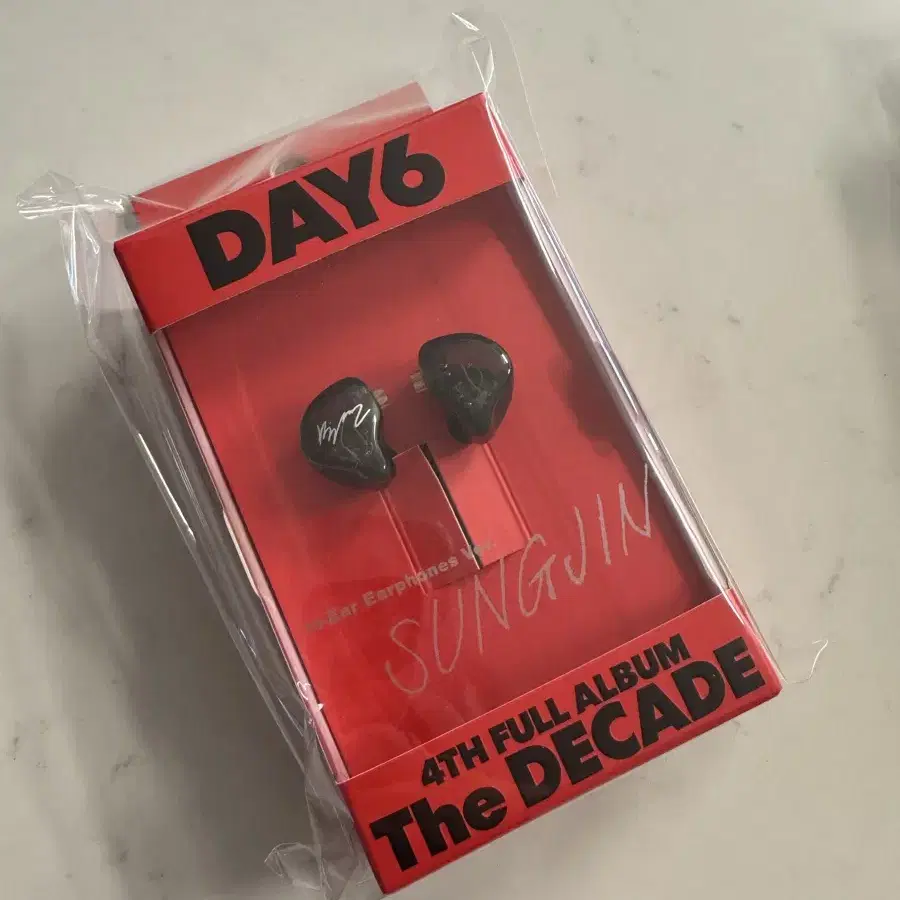 新品未開封 DAY6 The DECADE イヤホン SUNGJIN 新品未開封 DAY6 The DECADE イヤホン SUNGJIN - メルカリ
