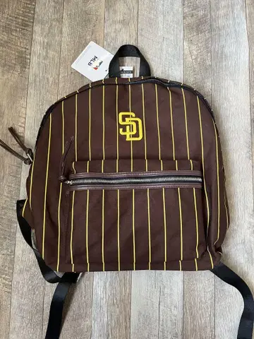 택 포함 새상품 MLB 파드레스 럭색 백팩 스트라이프 데이팩