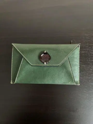 모키프 moquip 그린 가죽 봉투형 지갑