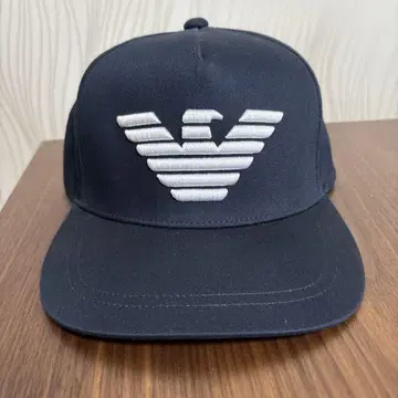 EMPORIO ARMANI 네이비 캡