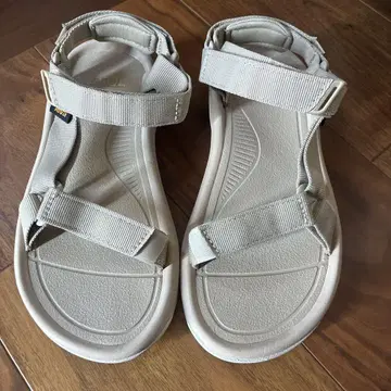 테바 스포츠 샌들 24cm