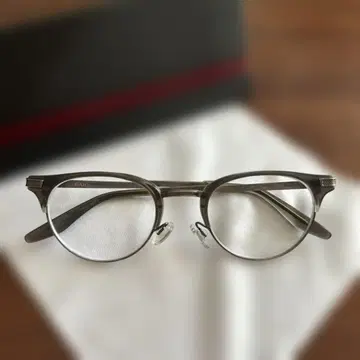 BARTON PERREIRA 버튼페레이라 CLARENDON