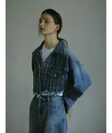 [ 미사용 ] AMAIl Crash line denim jacket