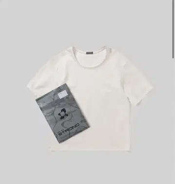 STRONG PACK TEE WHITE M 사이즈 (세탁으로 S 상당)