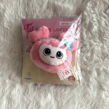 TWICE LOVELYS 봉제 인형 헤어핀 모모 GiGO 한정판