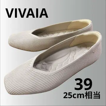비바 비아 펌프스 플랫 V컷 스퀘어 베이지
