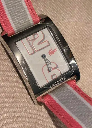LACOSTE 손목시계 새상품 표면 씰 부착