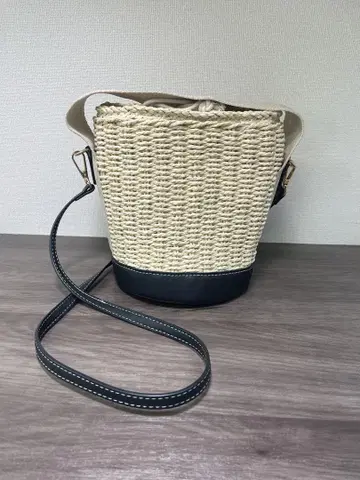 바스켓백 새상품급
