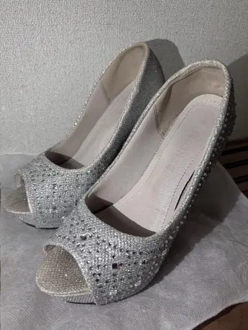 [야간업무용] 실버 비쥬 오픈토 하이힐
