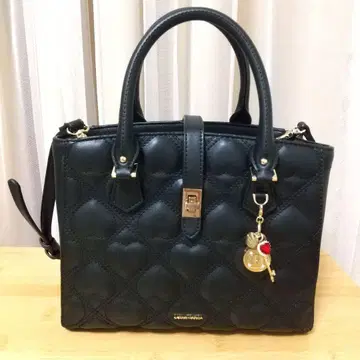 [참 포함] 사만사 베가 하트 퀼트 핸드백