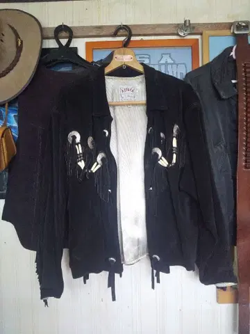 프랑스제 빈티지 웨스턴 프린지 자켓 콘초, 본 비즈