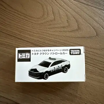 도요타 크라운 패트롤카 토미카 빌드 연결 캠페인 2025