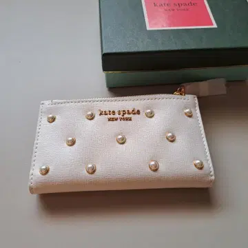 kate spade NEW YORK (케이트 스페이드) 반지갑