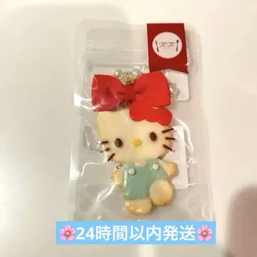 [ 미사용 새상품 ] 이세탄 산리오 TiTi 백참 헬로키티
