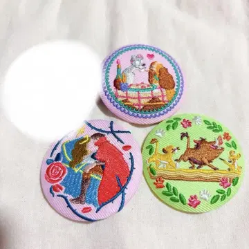 디즈니 자수 캔뱃지 4개 세트