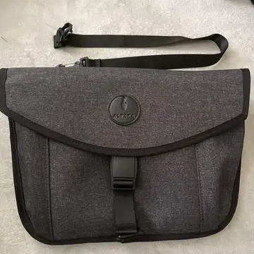 알파카 알파 슬링 alpaca alpha sling 슬링백