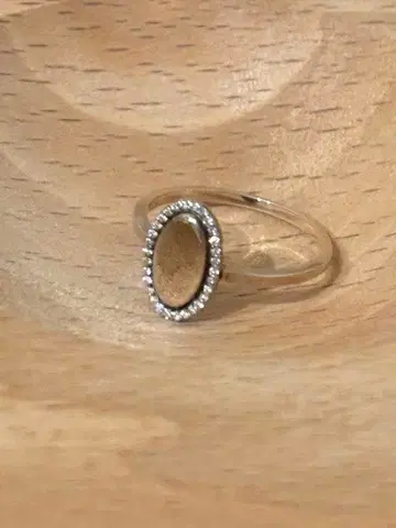 Lilas 리라 10K 미러 면 오벌 라인 다이얼링 새상품급