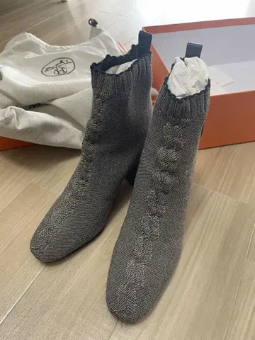 그레이 니트 부티 약 8cm 힐