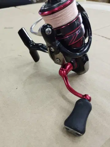 다이와 월하미인 MX LT 2000S-P