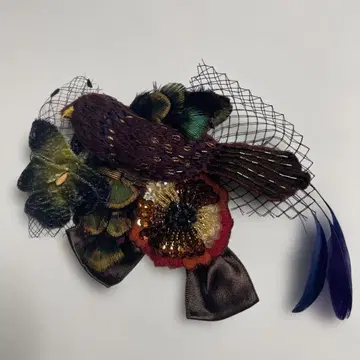 케이타 마루야마 KEITA MARUYAMA 코사지 꽃 새 자수 비즈