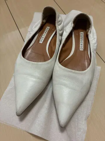 PIPPICHIC 피피칙 스틸레토 펌프스 37 24 화이트