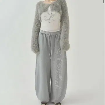 PELLICULE stone-deco 맨투맨 pants