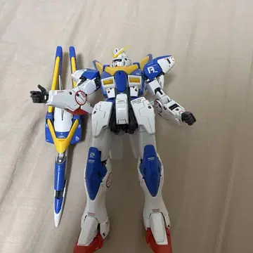 MG 1/100 V2 건담 Ver.Ka