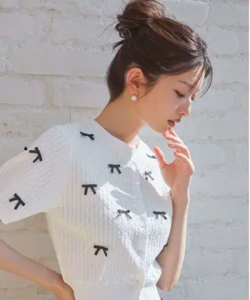 하프 슬리브 리본 가디건