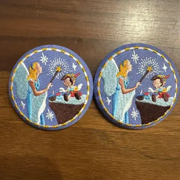 Disney 자수 캔 배지 2개 세트