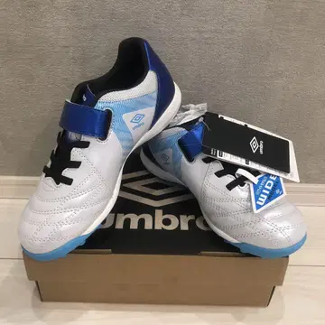 Umbro Accento 와이드 축구화 21.5