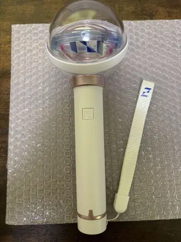 INI 응원봉