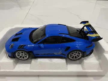포르쉐 911 GT2 RS 1/18 미니카 파랑