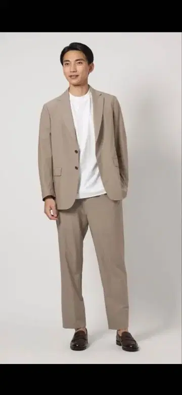 그린 레이블 릴랙싱 셋업