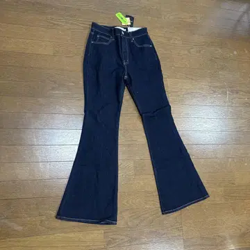 AZUL BY MOUSSY 플레어 데님 M 사이즈