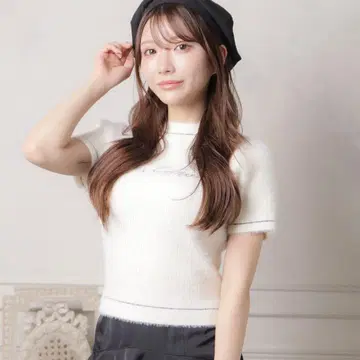 [ 새상품 ] 립 서비스/페이저 하프 니트