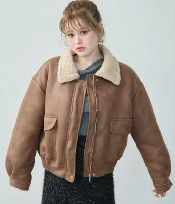 titty&co. 보아 카라 부착 자켓