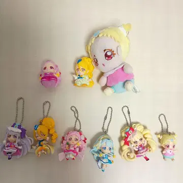 프리큐어 봉제 인형과 키링 8개 세트