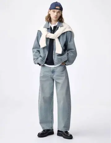 GU 배럴 레그 청바지 (기장 표준 71~75) 32