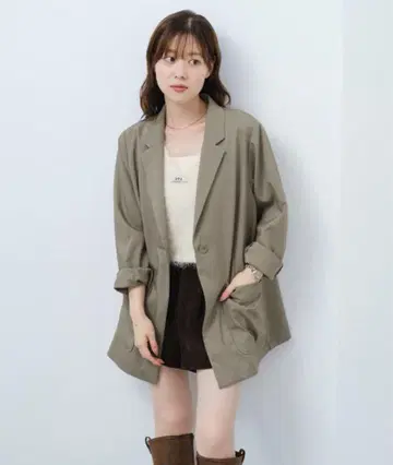 Kastane 백 슬릿 자켓