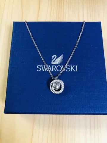 스와로브스키 Swarovski Generation 펜던트