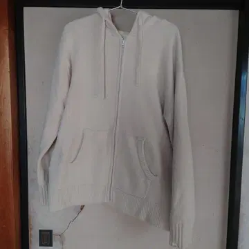 UNITED ARROWS 크림색 후드 부착 후드티