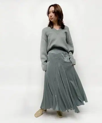 FRAY I.D 프레이 아이디 피브릴 새틴 롱 스커트